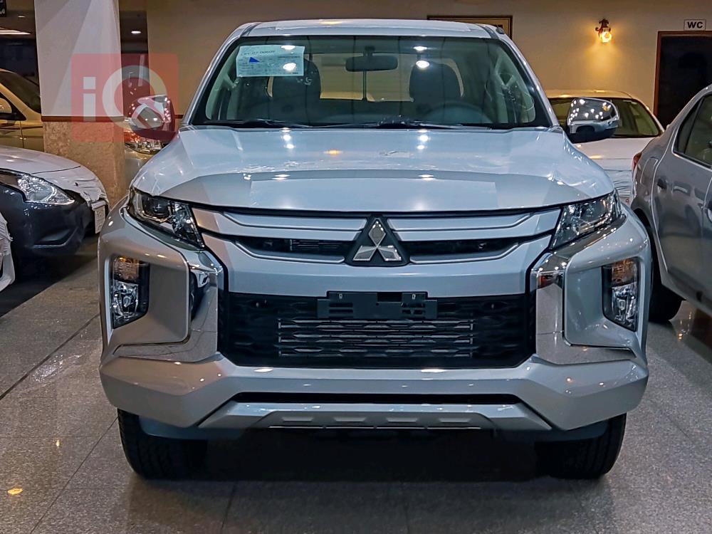 میتسوبیشی L200